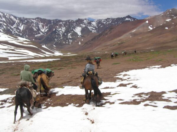 Trekking Cerro Mercedario y Balcón de los Seismiles – Image 20